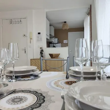 Appt Le Clocher Doree 4 Pers / Centre-ville/fibre/box Tv Lejlighed