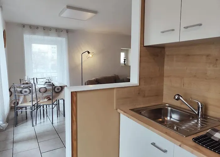 Appt Le Clocher Doree 4 Pers / Centre-ville/fibre/box Tv * Millau