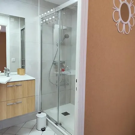 Appt Le Clocher Doree 4 Pers / Centre-ville/fibre/box Tv Διαμέρισμα